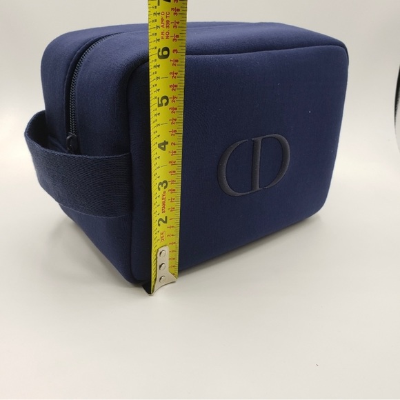 DIOR Cosmetics Toiletry Bag Blue - Picture 6 of 8